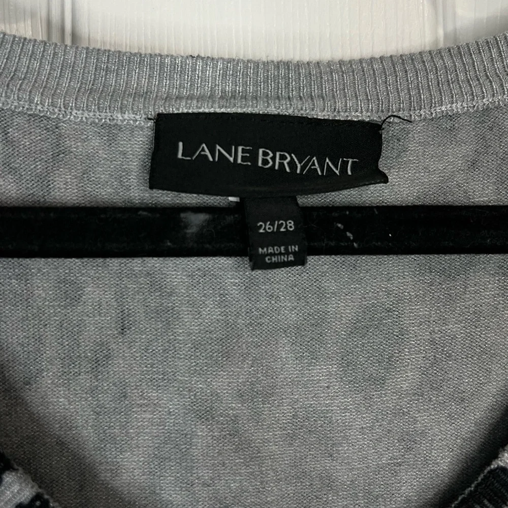 Lane Bryant Women’s Cardigan Sweater - Size 26/28 Cheetah Print - Picture 2 of 5